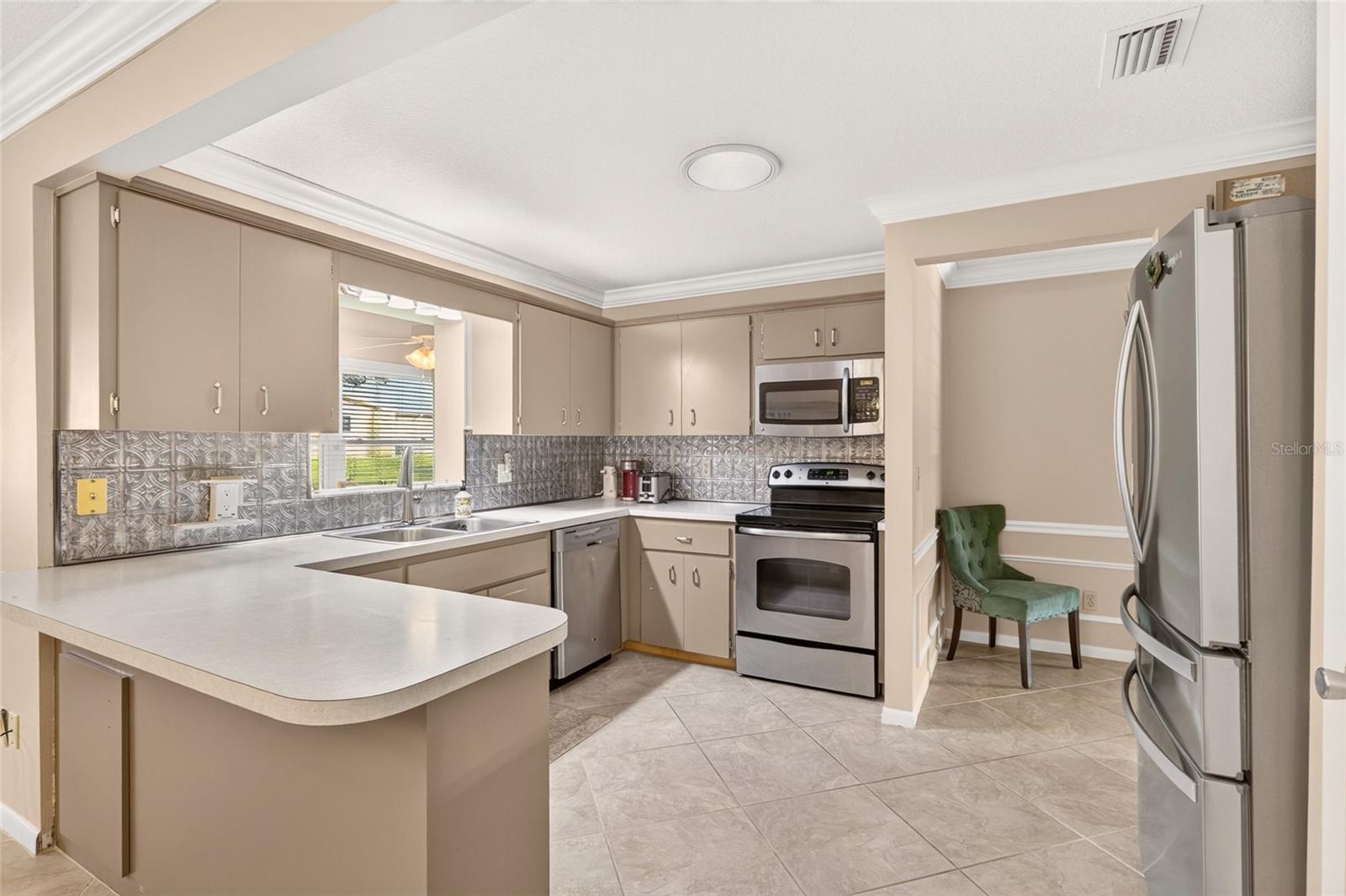 9370 SW 85TH TERRACE, #B, Ocala, FL 34481