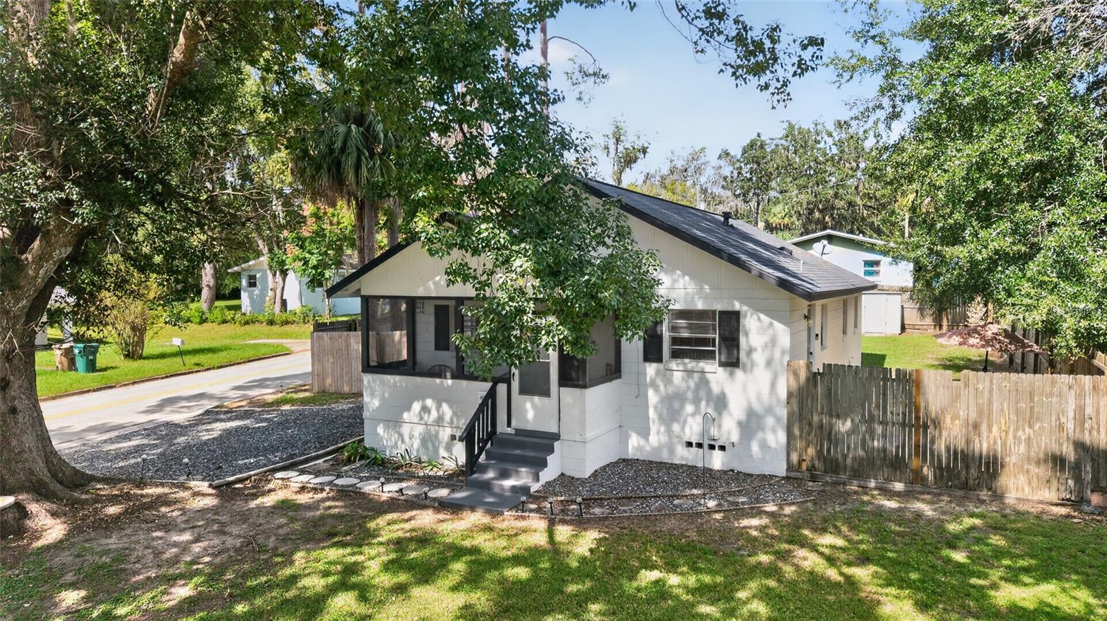 905 NE 4TH STREET, Ocala, FL 34470