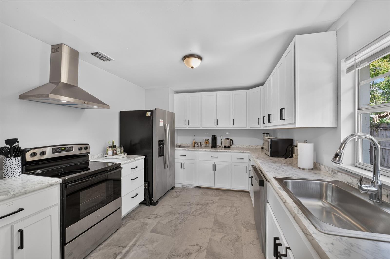 905 NE 4TH STREET, Ocala, FL 34470
