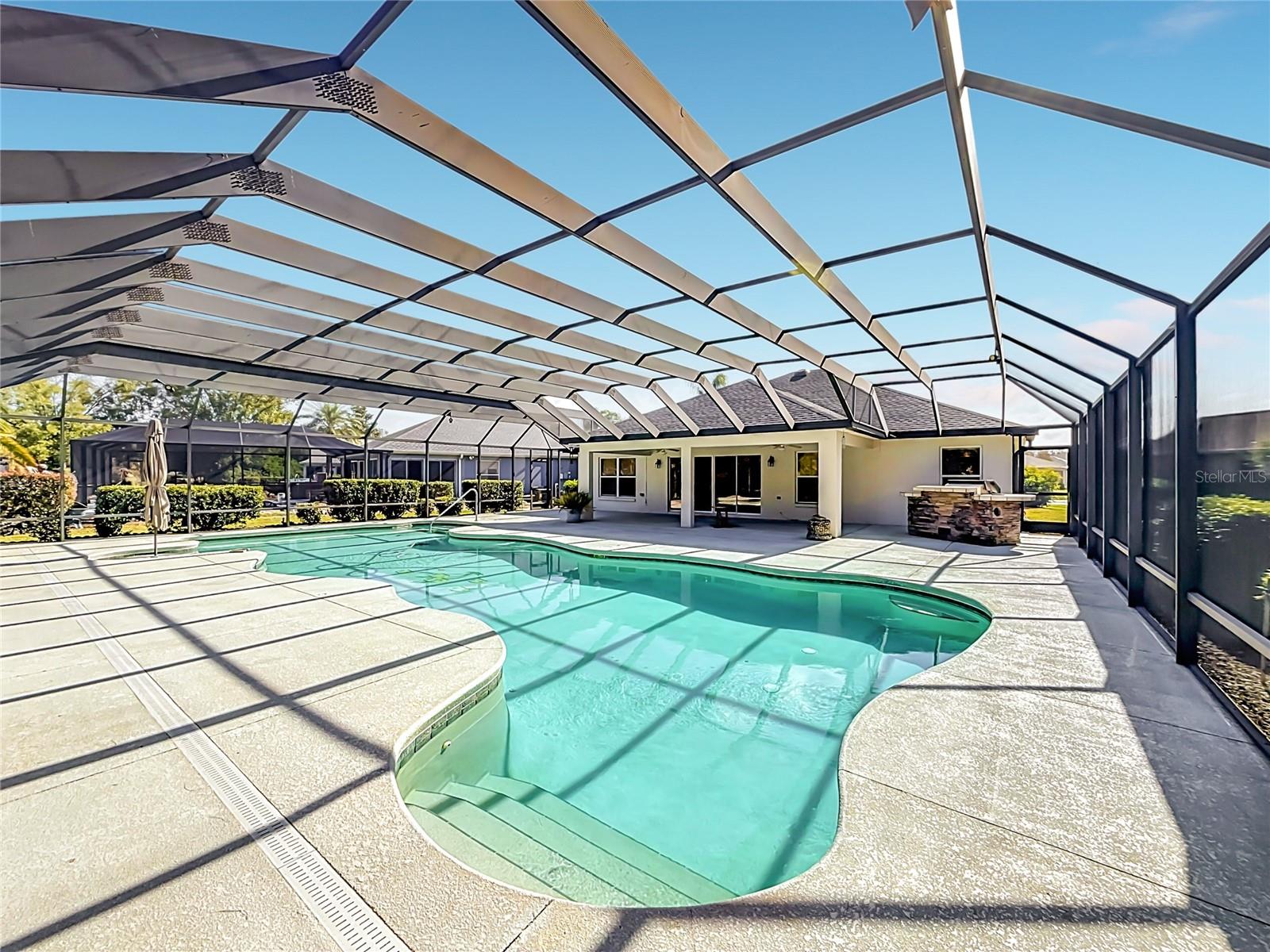 863 CASTLEBERRY CIRCLE, The Villages, FL 32162