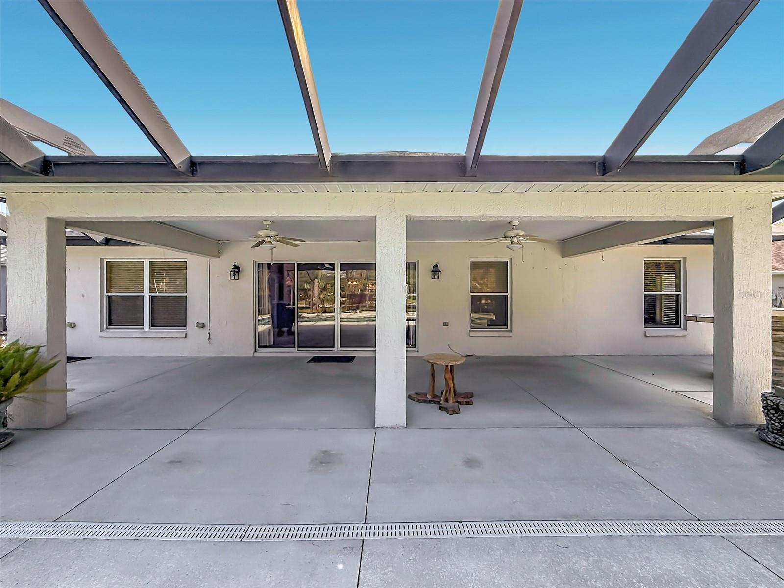 863 CASTLEBERRY CIRCLE, The Villages, FL 32162