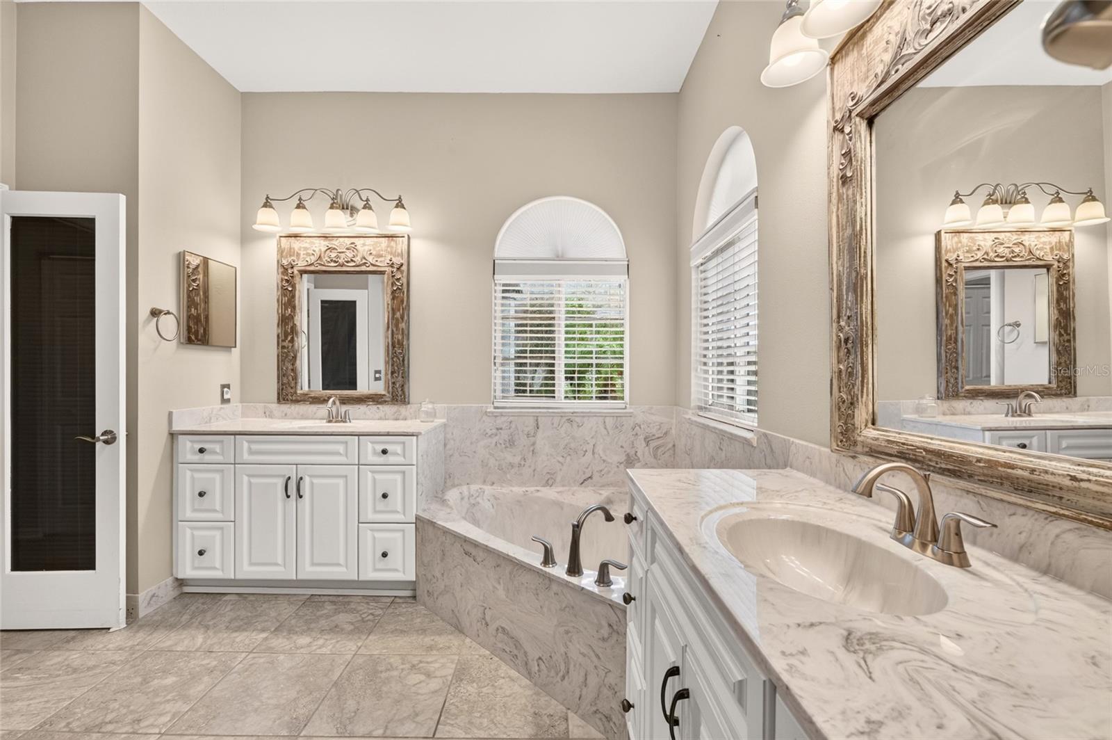 1960 NW 58TH COURT, Ocala, FL 34482