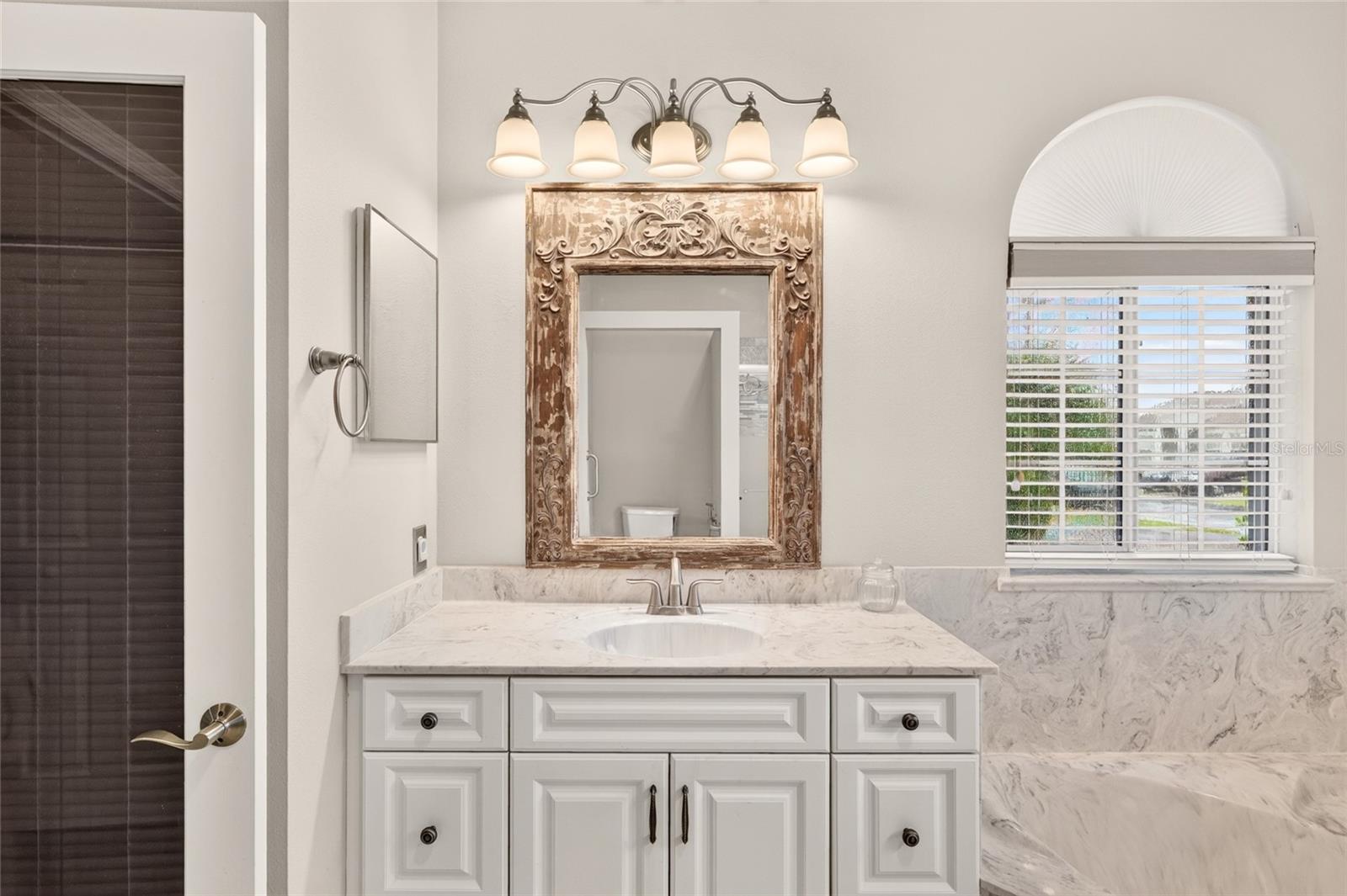 1960 NW 58TH COURT, Ocala, FL 34482