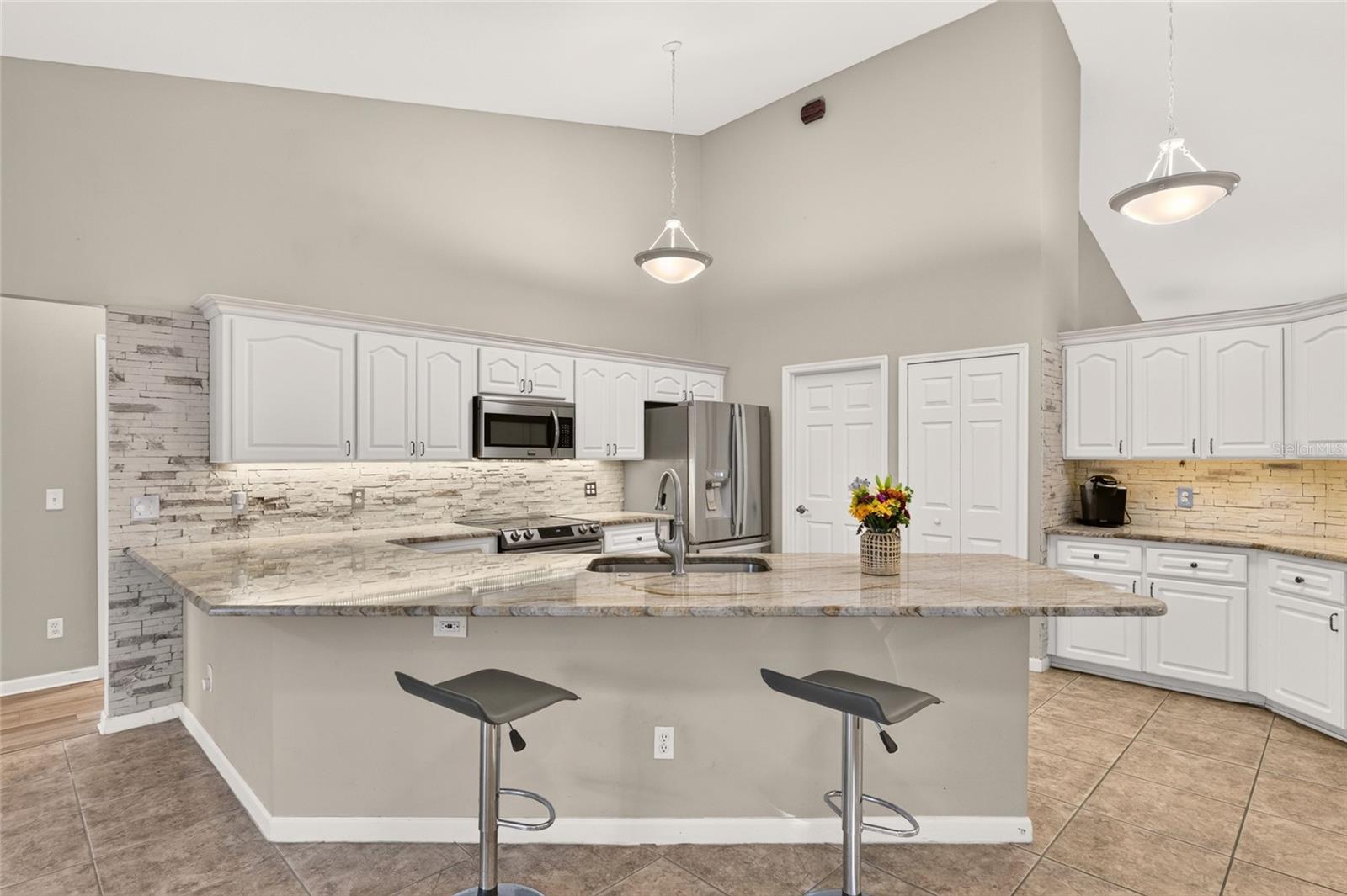 1960 NW 58TH COURT, Ocala, FL 34482