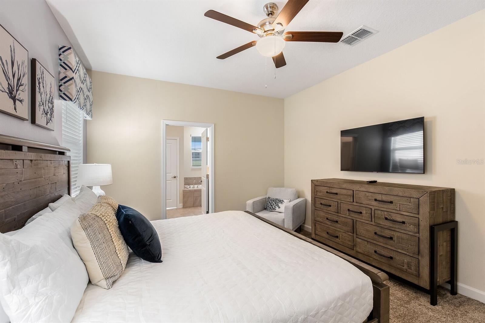 9012 SOMMERSET HILLS DRIVE, Davenport, FL 33896
