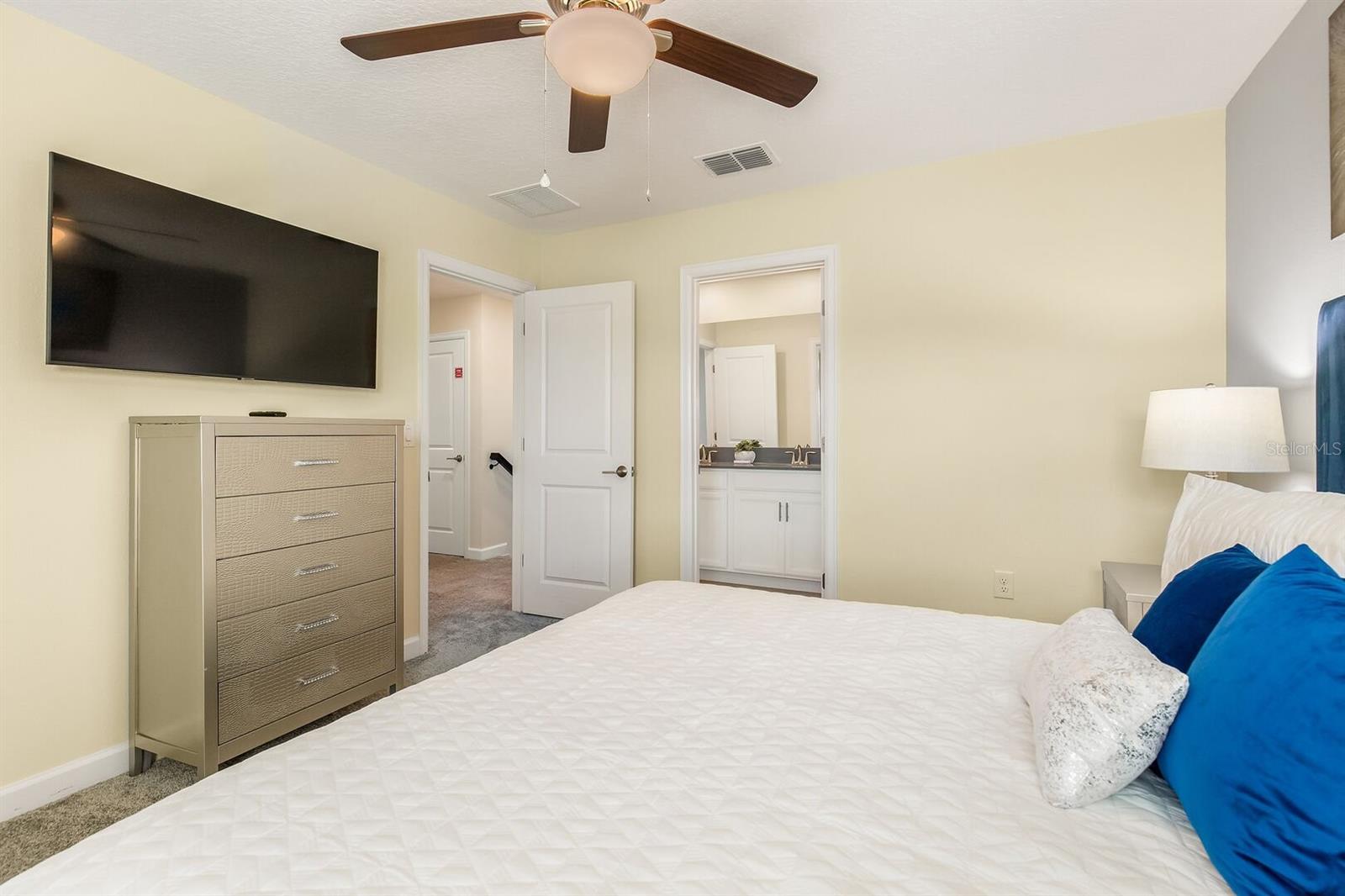 9012 SOMMERSET HILLS DRIVE, Davenport, FL 33896