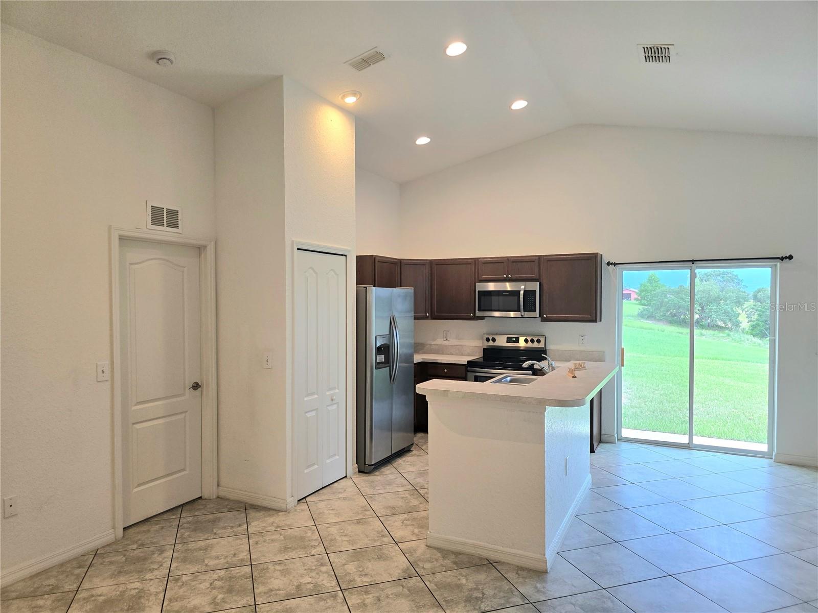 326 DINNER LAKE COURT, Lake Wales, FL 33859