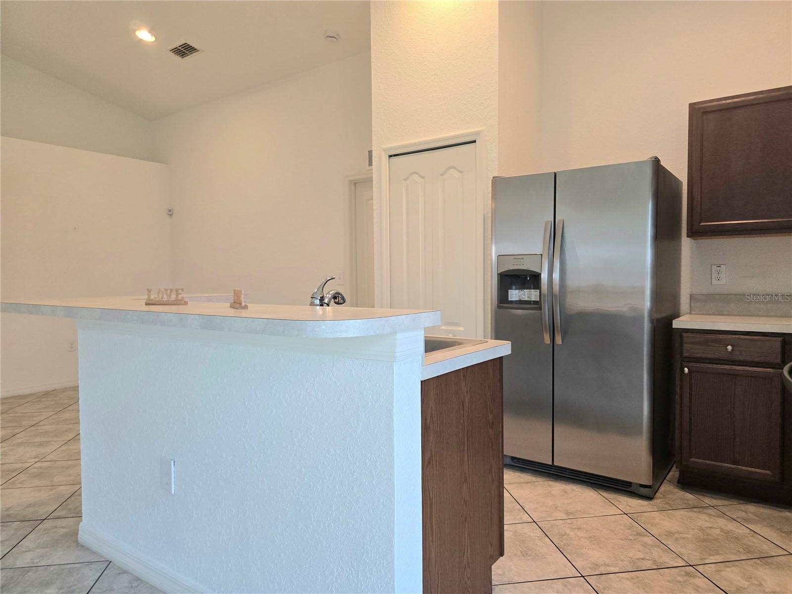 326 DINNER LAKE COURT, Lake Wales, FL 33859