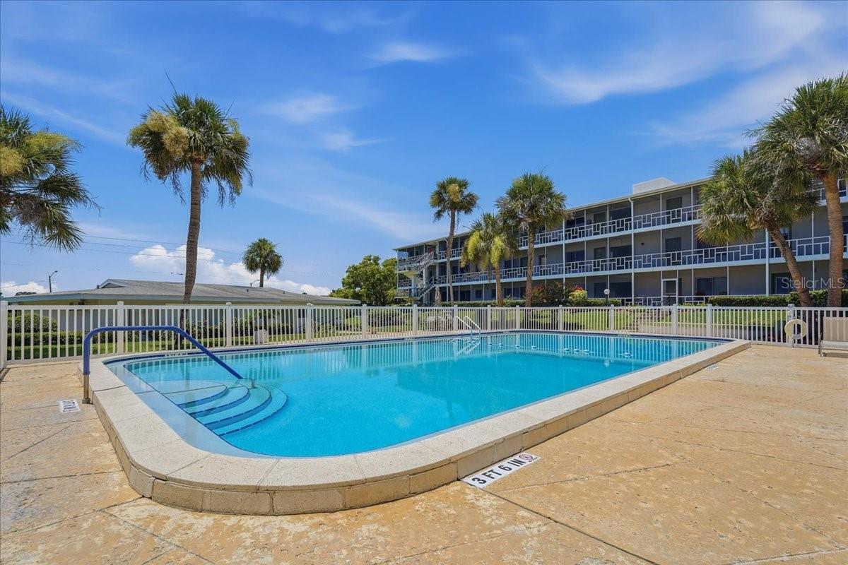 Community pool