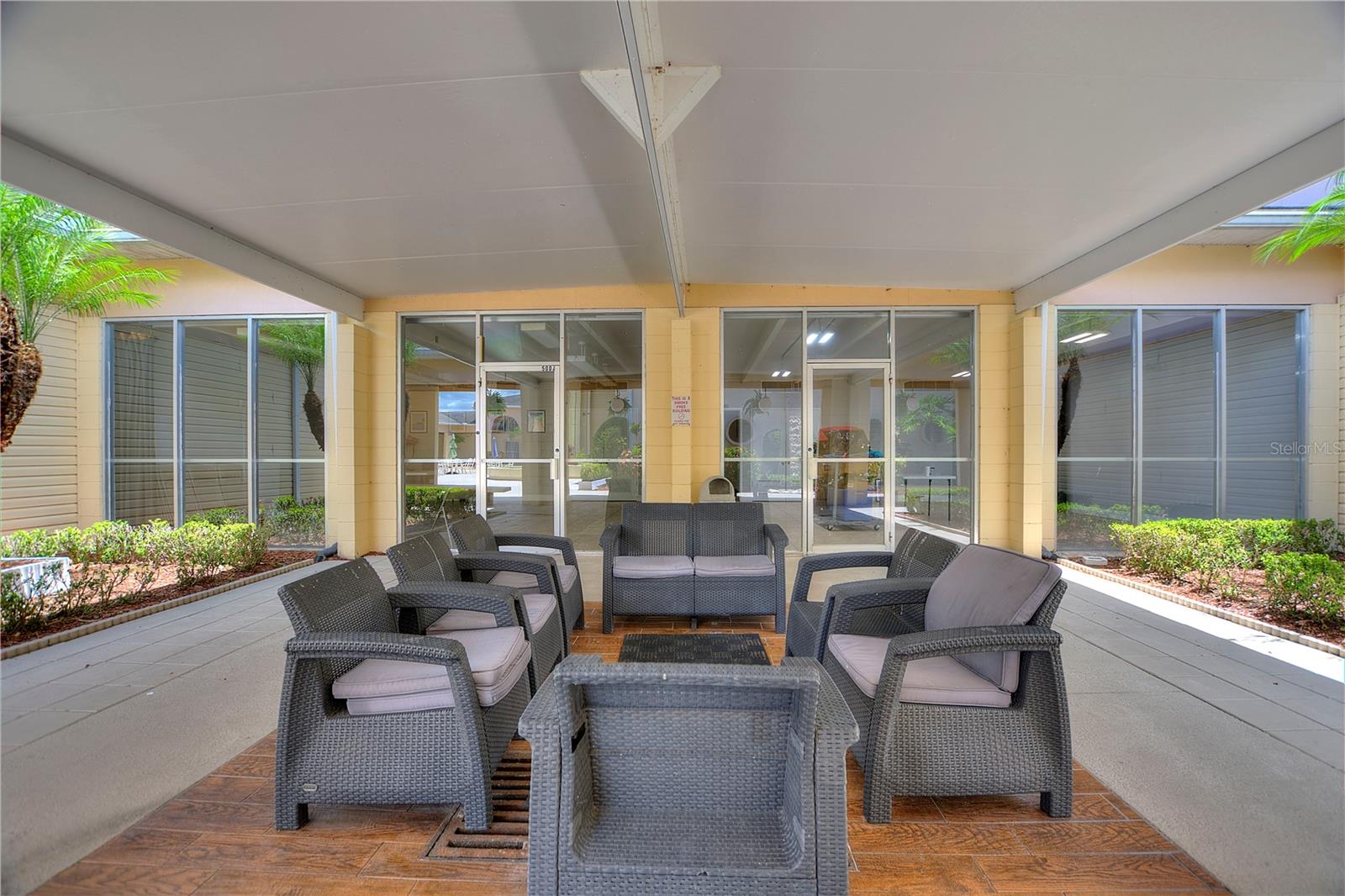 2637 CLUB CIRCLE, Lake Wales, FL 33854