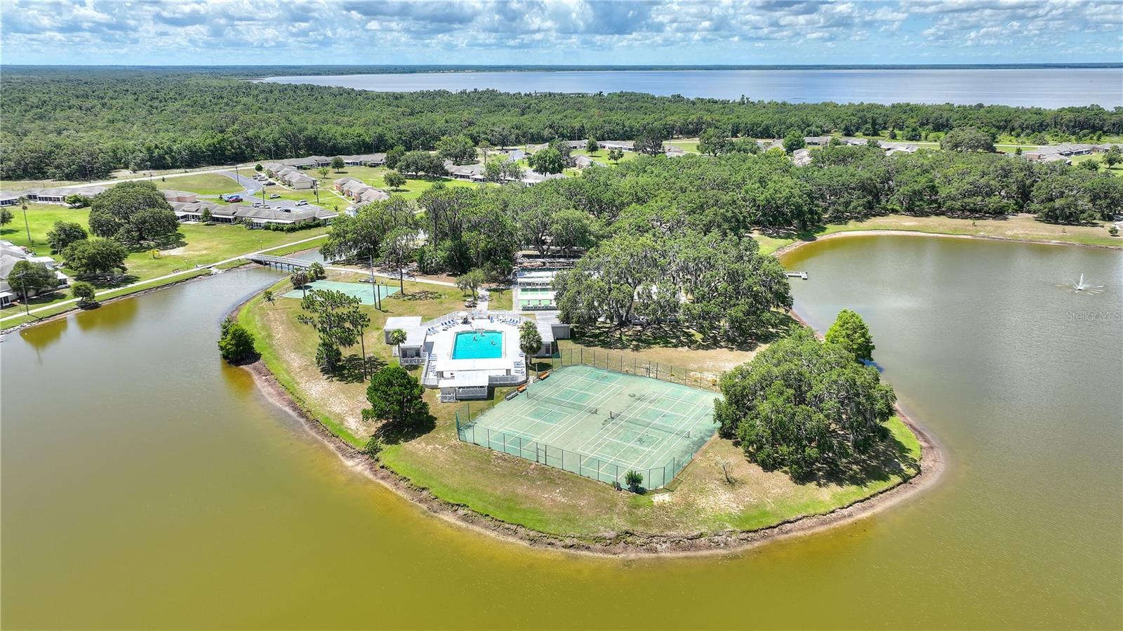2637 CLUB CIRCLE, Lake Wales, FL 33854