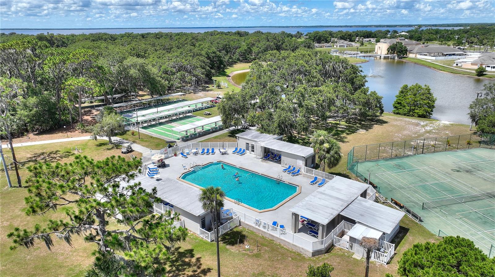 2637 CLUB CIRCLE, Lake Wales, FL 33854
