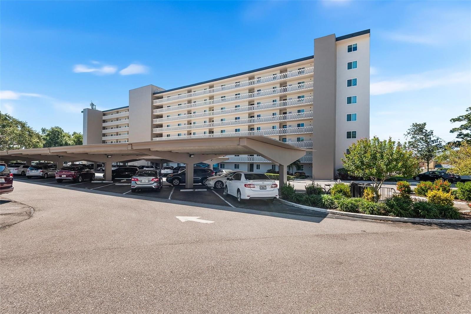 Lakeridge Condominiums Lakeridge Condominiums
