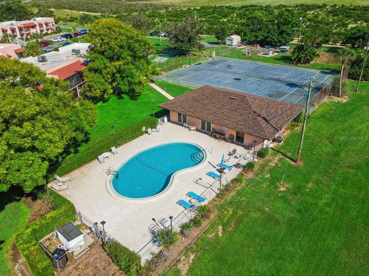 Clubhouse & Pool
