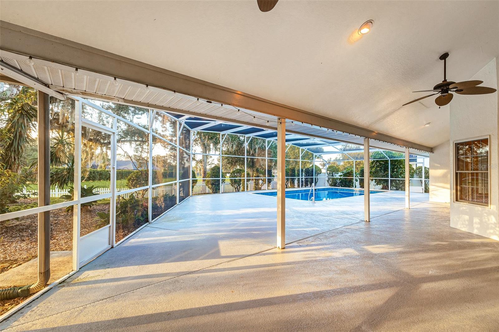 725 HERITAGE DRIVE NE, Winter Haven, FL 33881