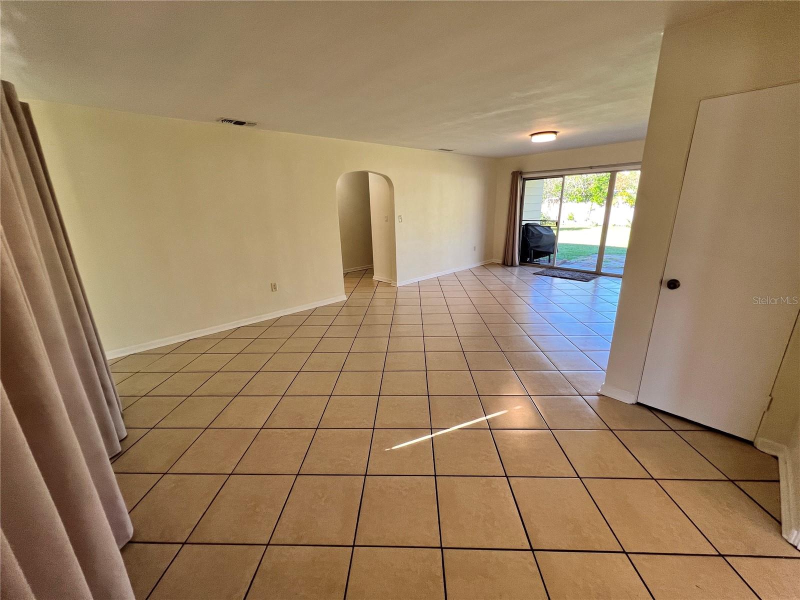 Living/Dining Room