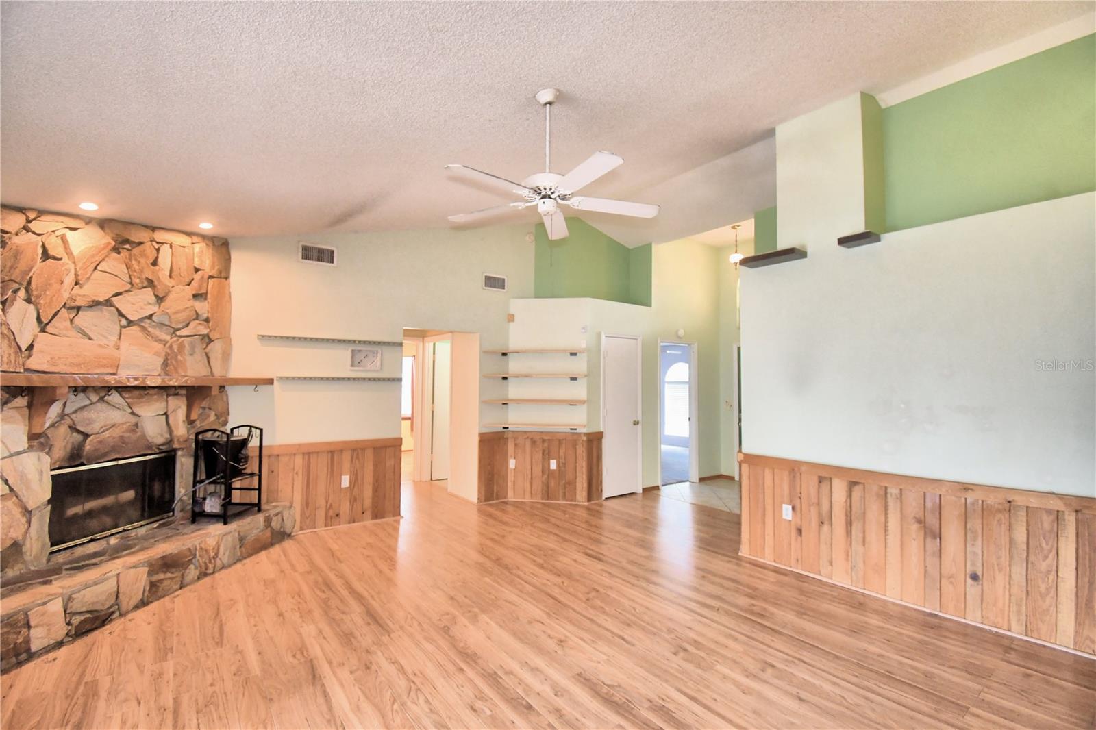 3420 COVE COURT E, Winter Haven, FL 33880