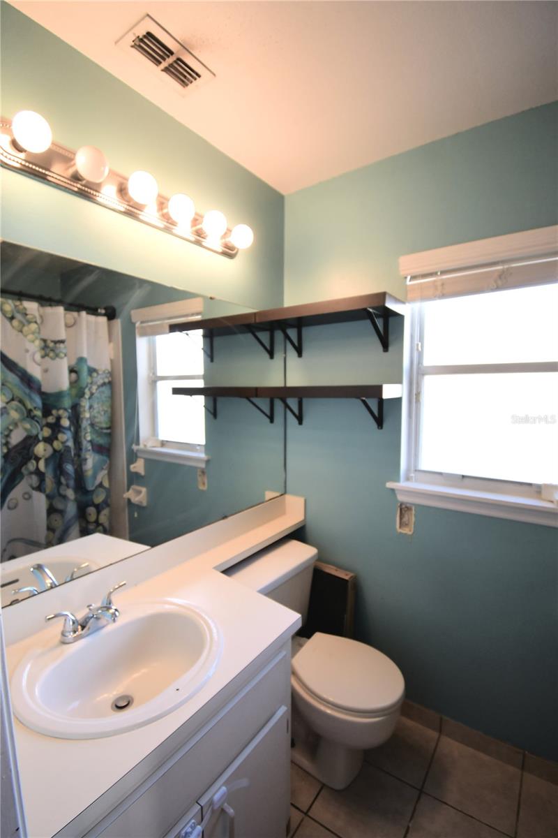 3420 COVE COURT E, Winter Haven, FL 33880 3420 COVE COURT E, Winter Haven, FL 33880