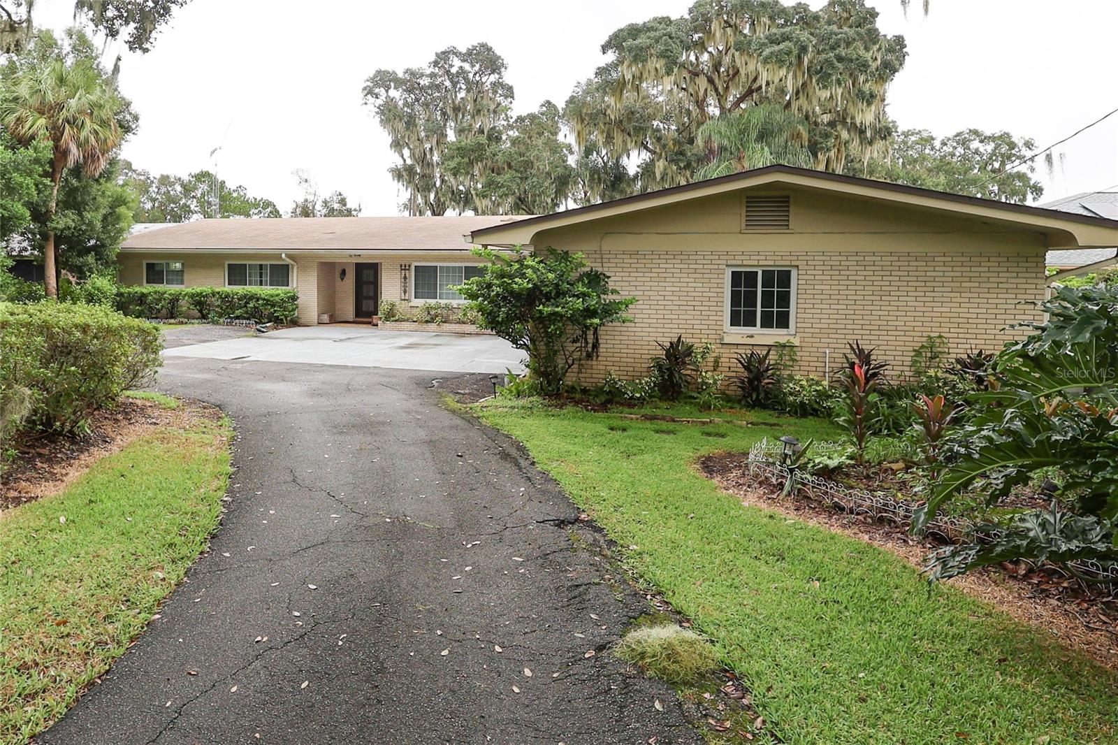 1020 W LAKE HAMILTON DRIVE, Winter Haven, FL 33881
