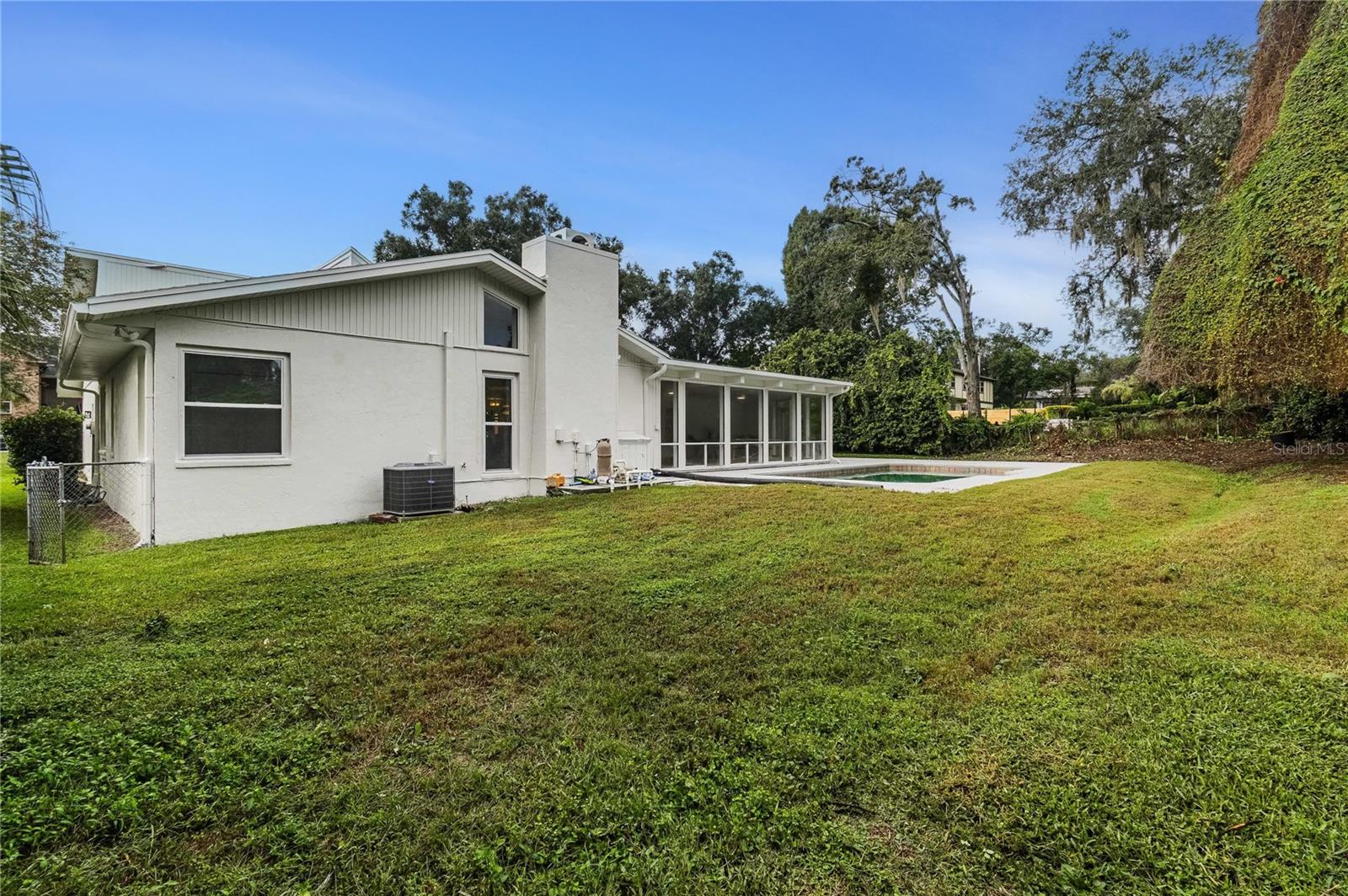 832 BROOKWOOD DRIVE, Lakeland, FL 33813