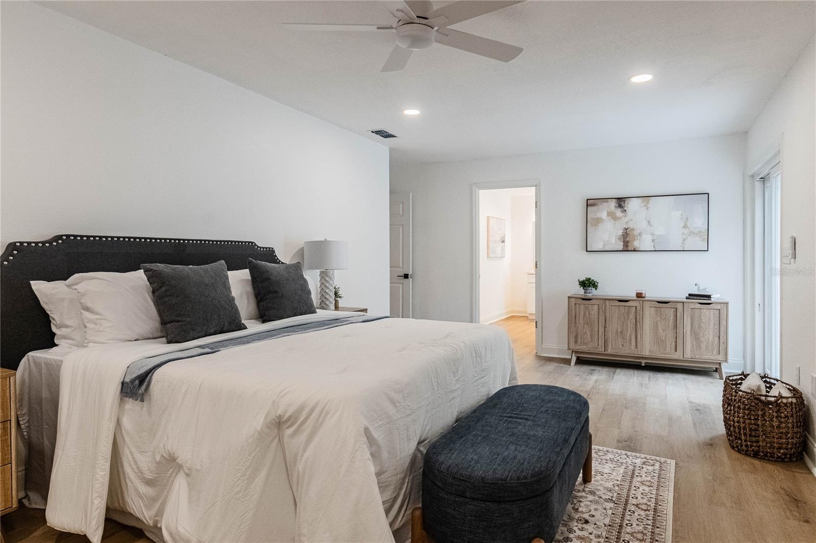 832 BROOKWOOD DRIVE, Lakeland, FL 33813