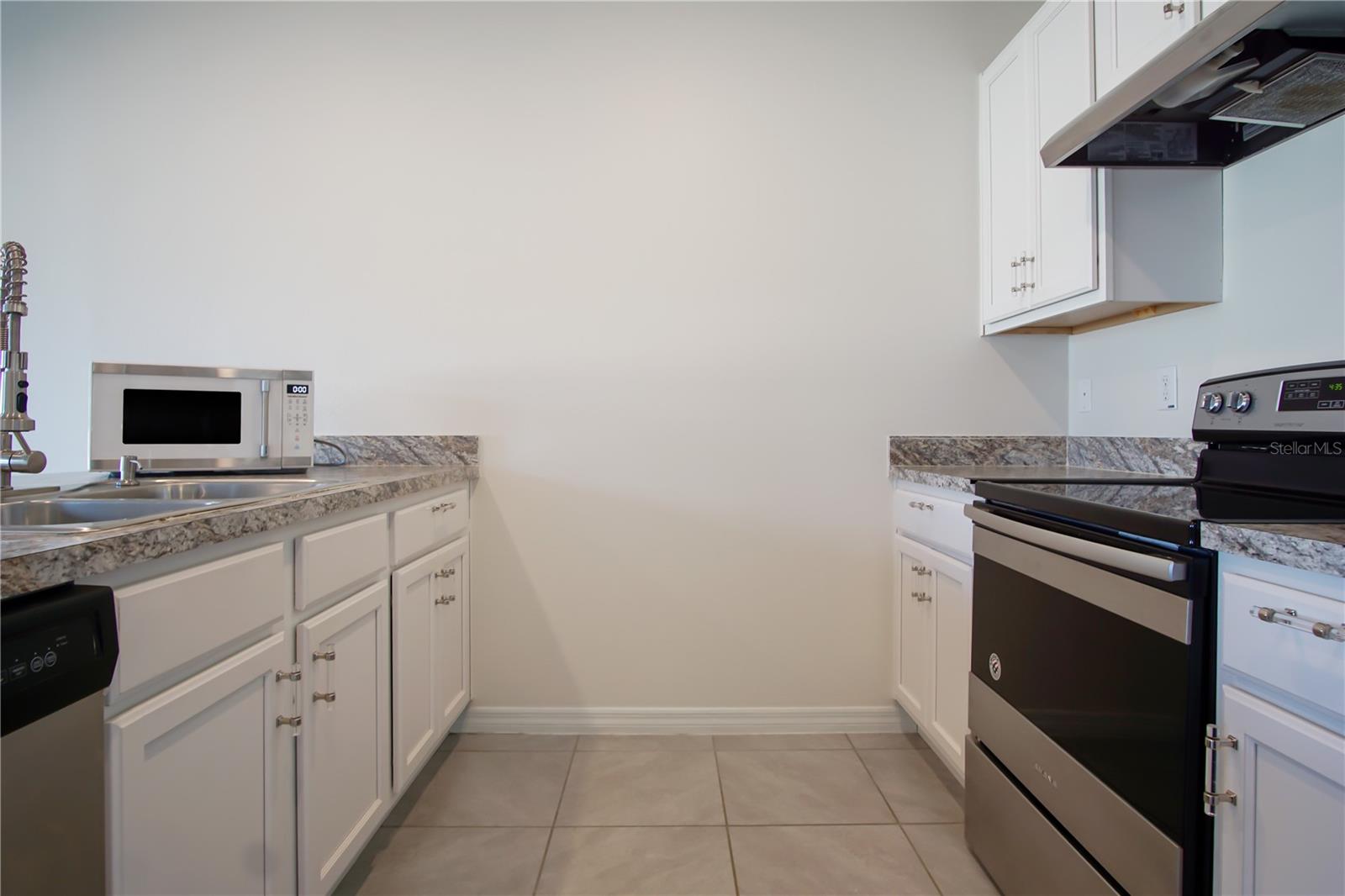 409 CORSO LOOP, Winter Haven, FL 33884
