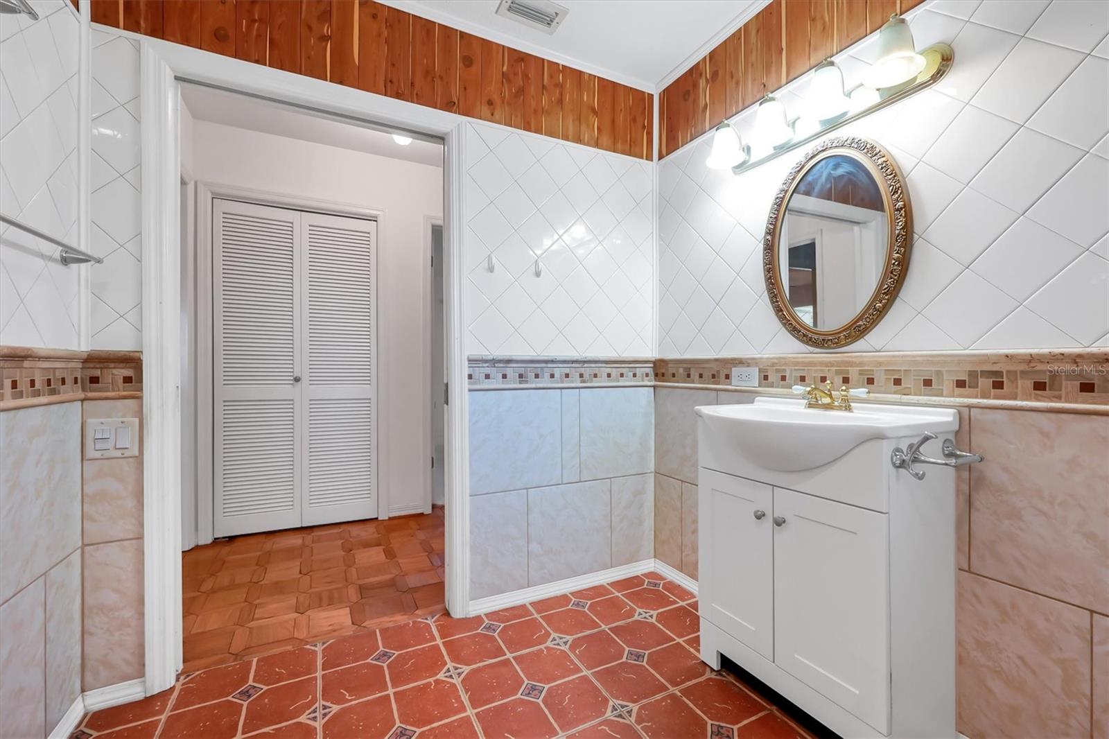 1400 AVENUE D NE, Winter Haven, FL 33881