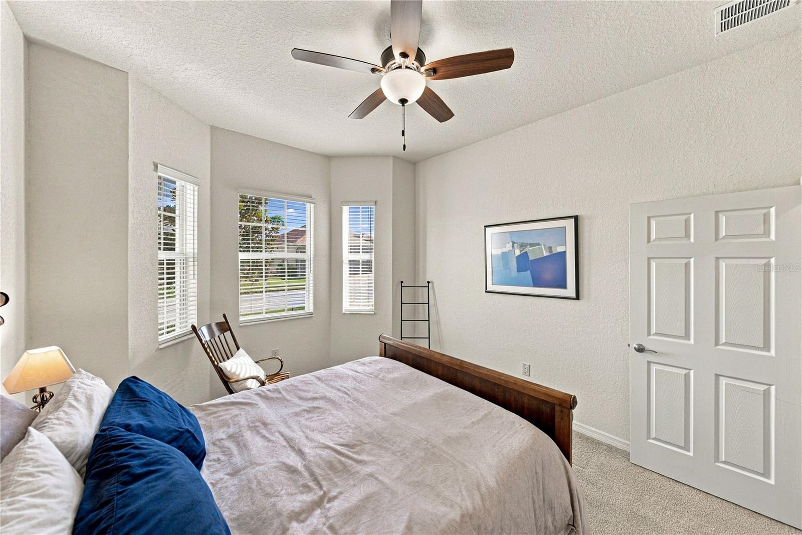 Guest bedroom