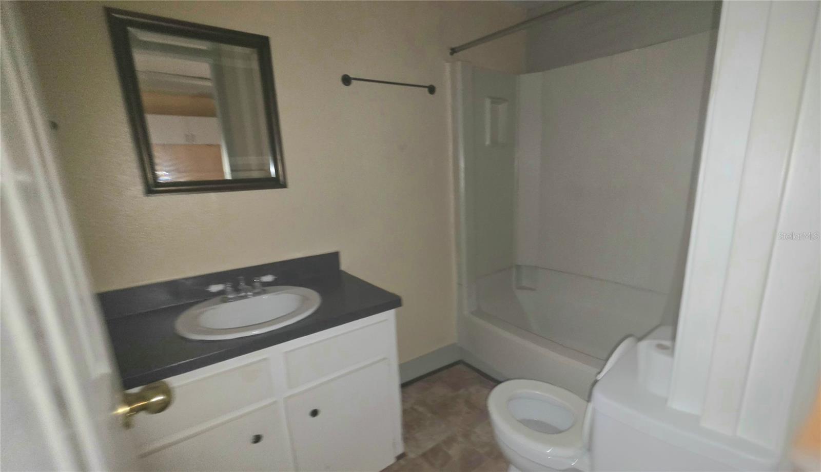 Cottage bathroom 1