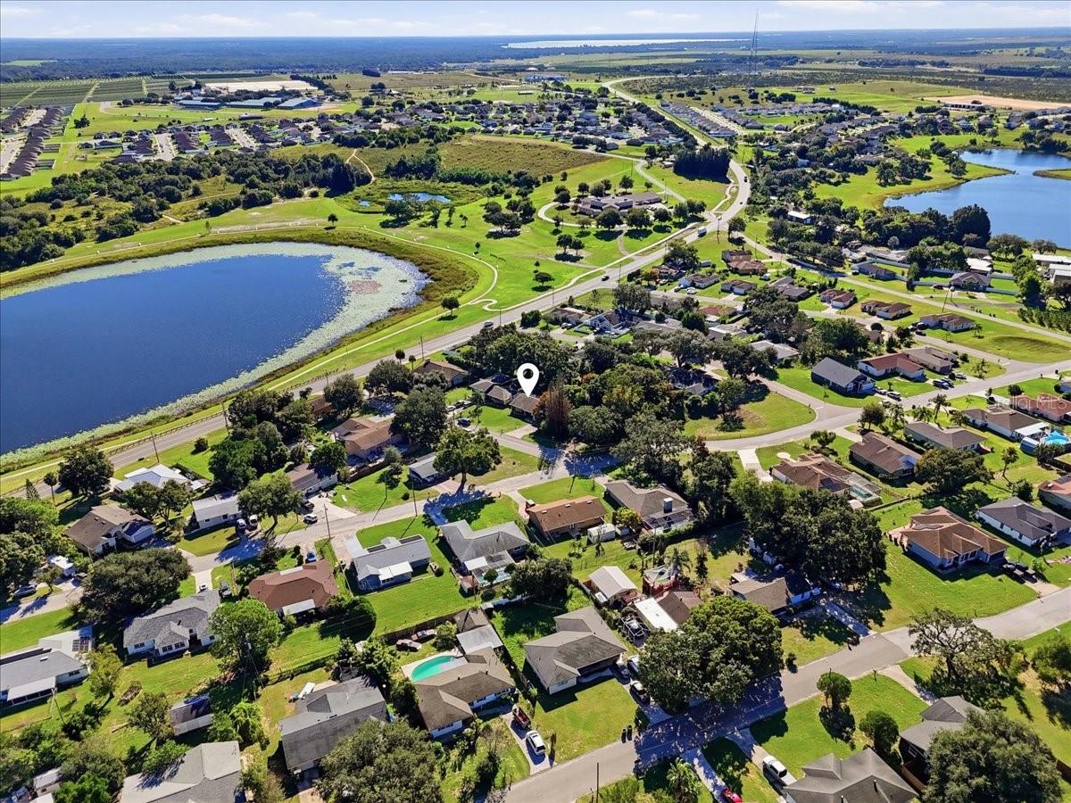 1004 Joan Ave  Dundee, FL 33838