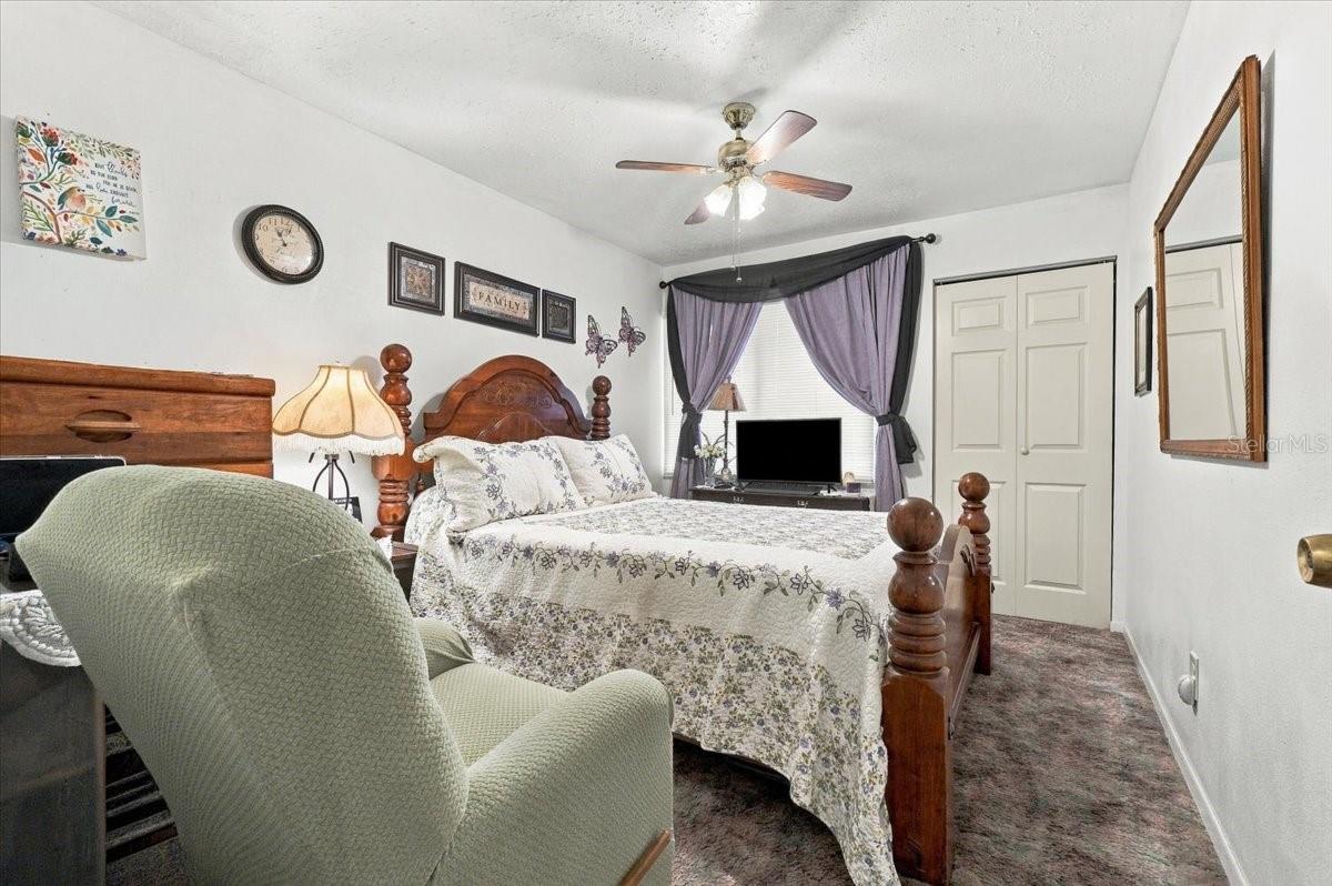 1004 Joan Ave  Dundee, FL 33838
