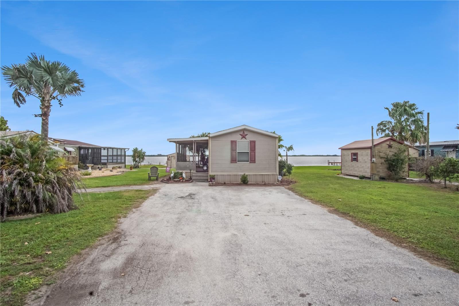 3208 LAKEVIEW DRIVE, Haines City, FL 33844