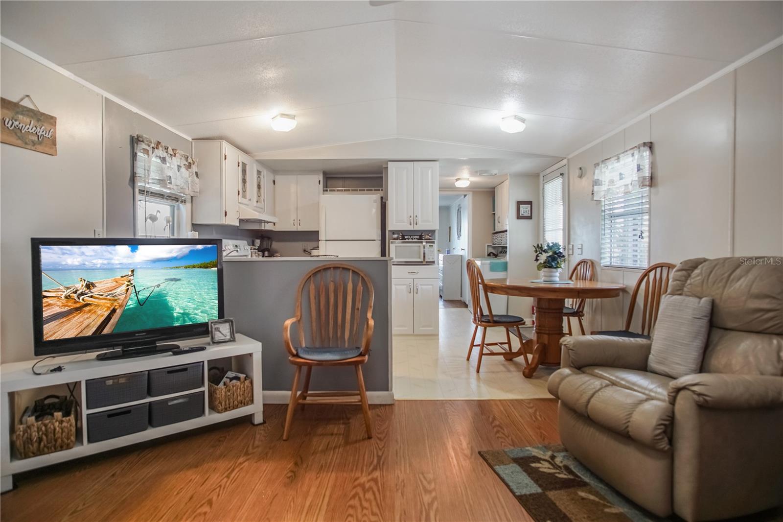 3208 LAKEVIEW DRIVE, Haines City, FL 33844