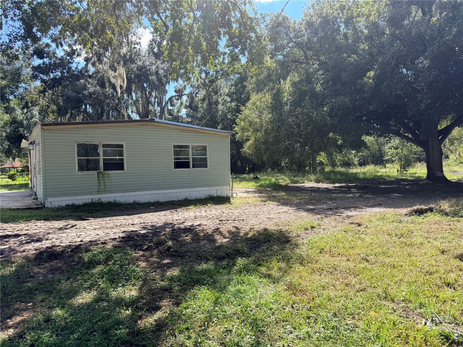 4528 MEADOWVIEW DRIVE, Lakeland, FL 33810 4528 MEADOWVIEW DRIVE, Lakeland, FL 33810