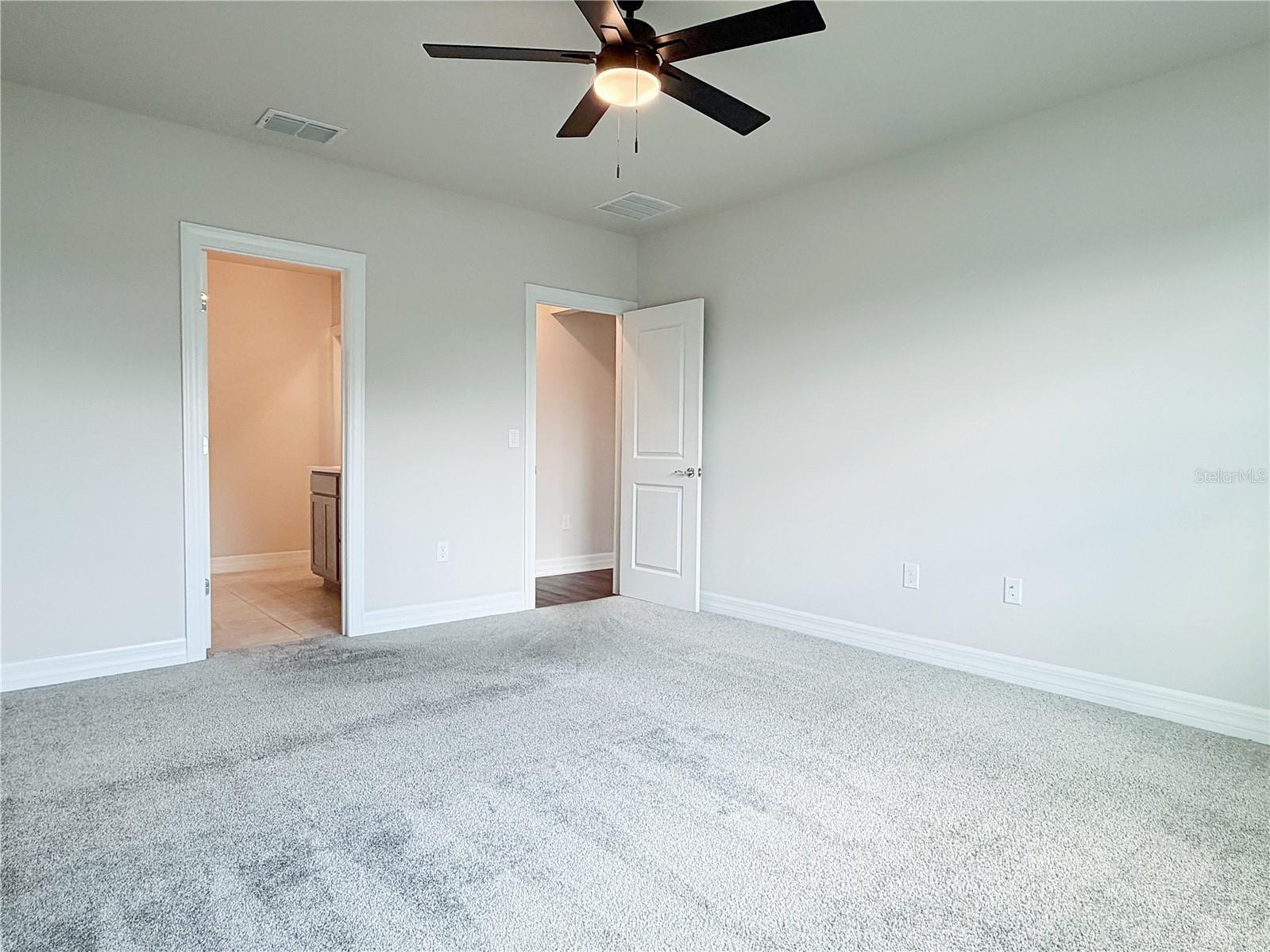 En suite bath is offer in the master suite En suite bath is offer in the master suite