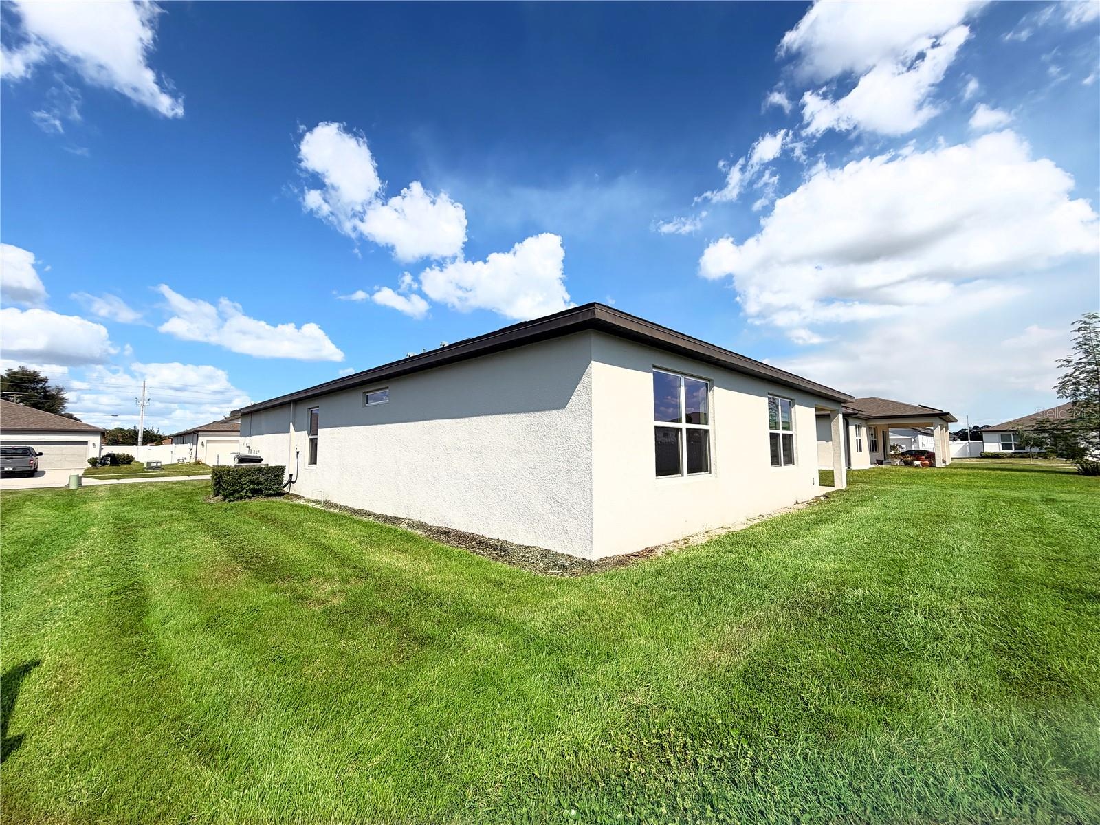 Large yard with plenty of room for fun