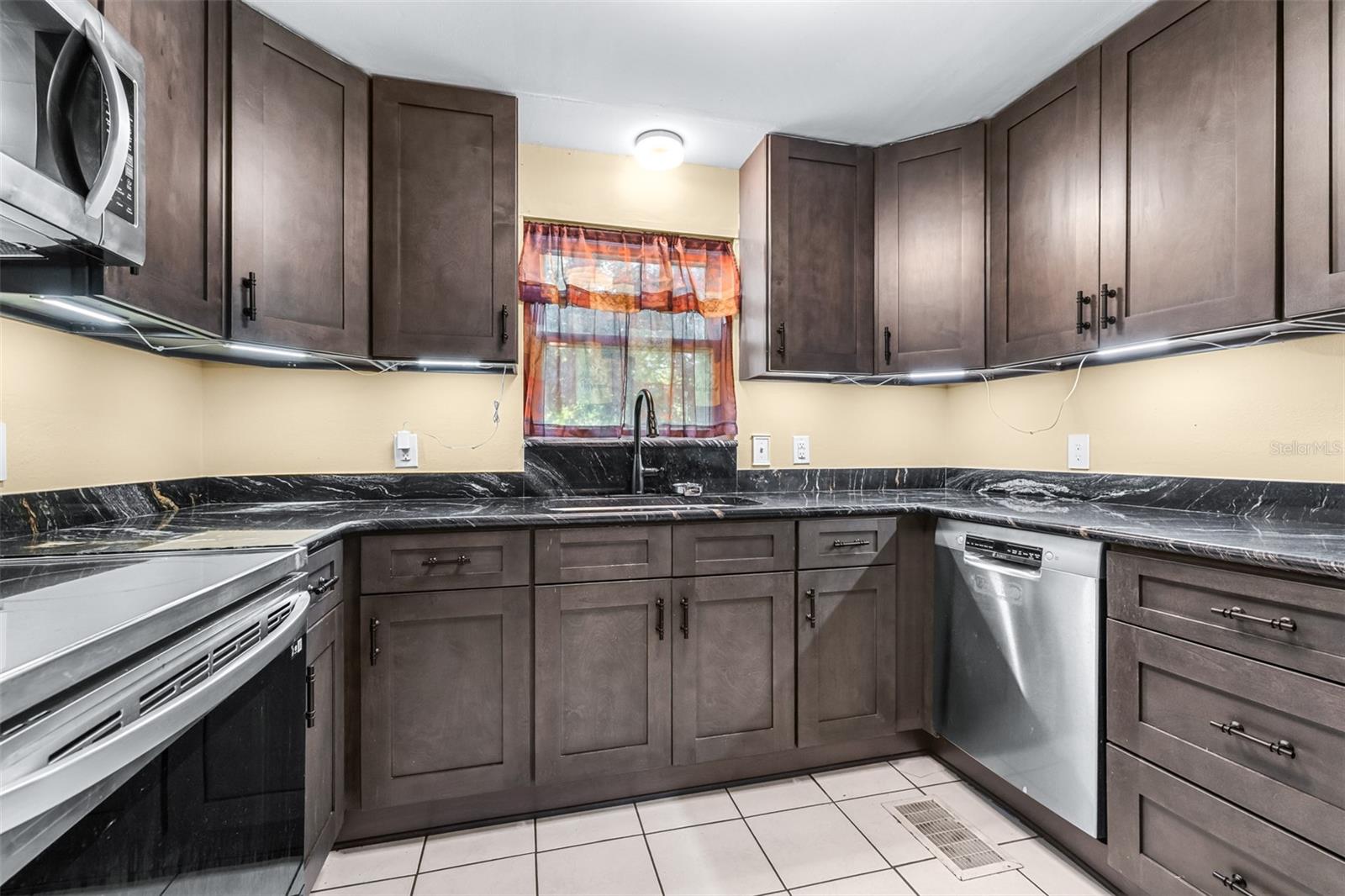2957 N TIVOLI ROAD, Avon Park, FL 33825