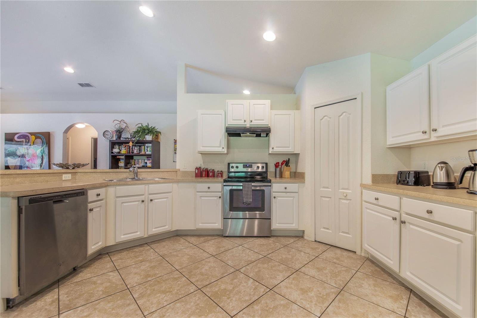 3829 CANAL ROAD, Lake Wales, FL 33898