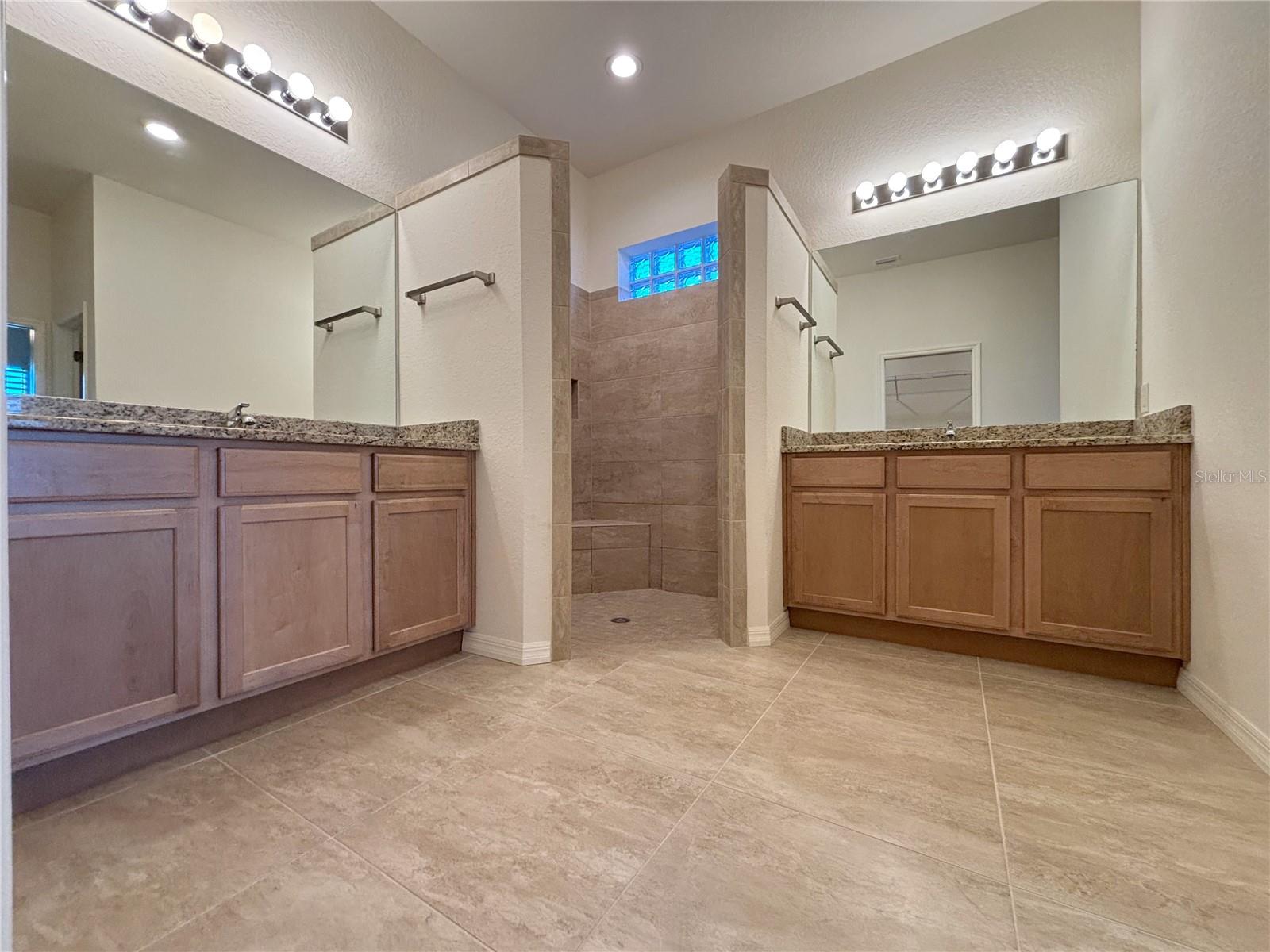 6240 PINEHURST LOOP, Winter Haven, FL 33884