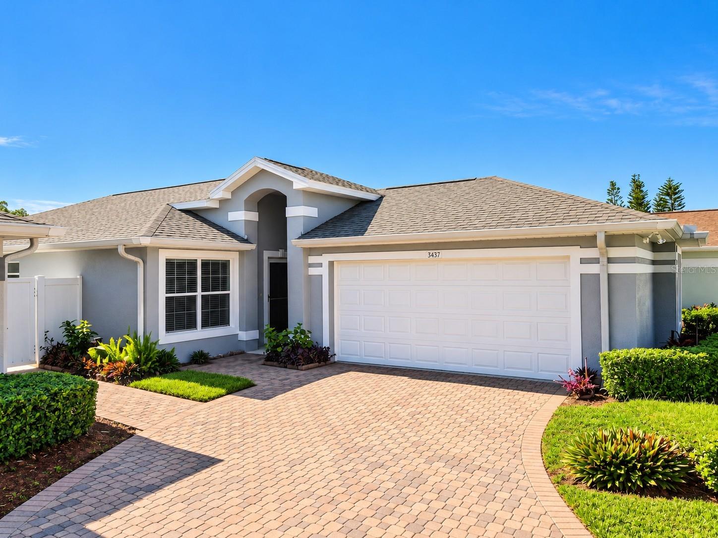 Discover this 2-bedroom, 2-bath home filled with potential and ready for its next owner. Discover this 2-bedroom, 2-bath home filled with potential and ready for its next owner.
