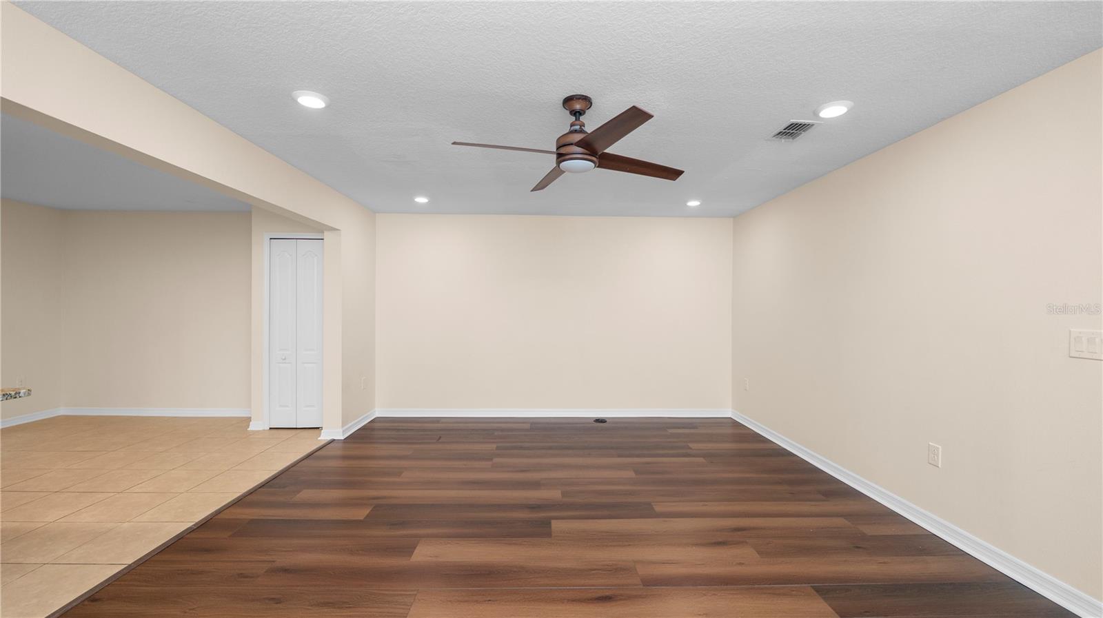 3741 WOODBURY HILL LOOP, Lakeland, FL 33810