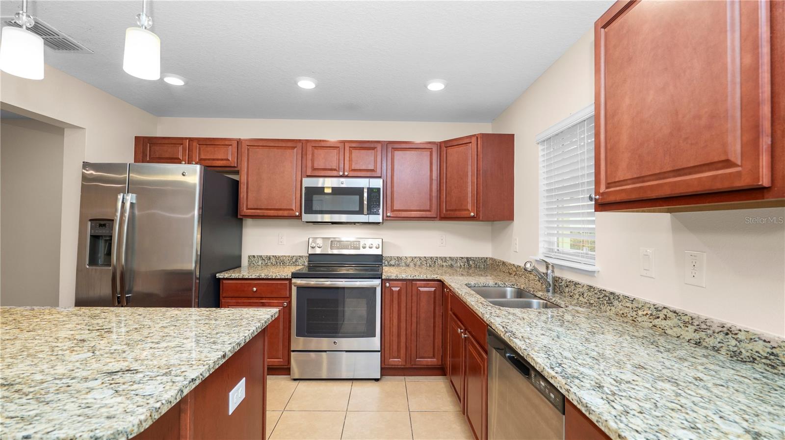 3741 WOODBURY HILL LOOP, Lakeland, FL 33810