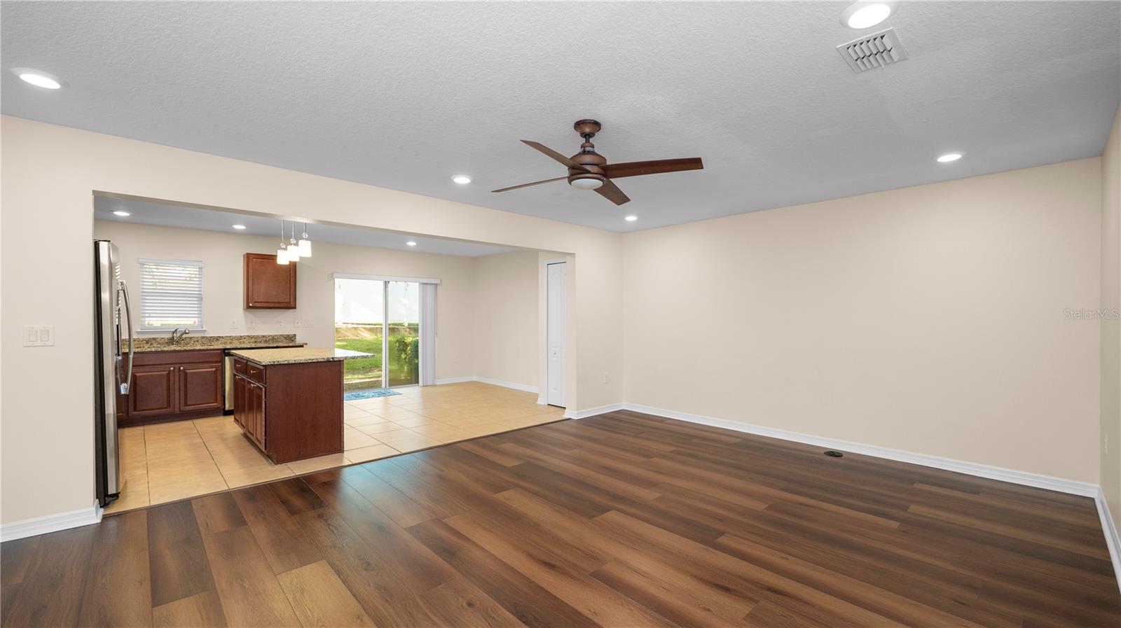3741 WOODBURY HILL LOOP, Lakeland, FL 33810