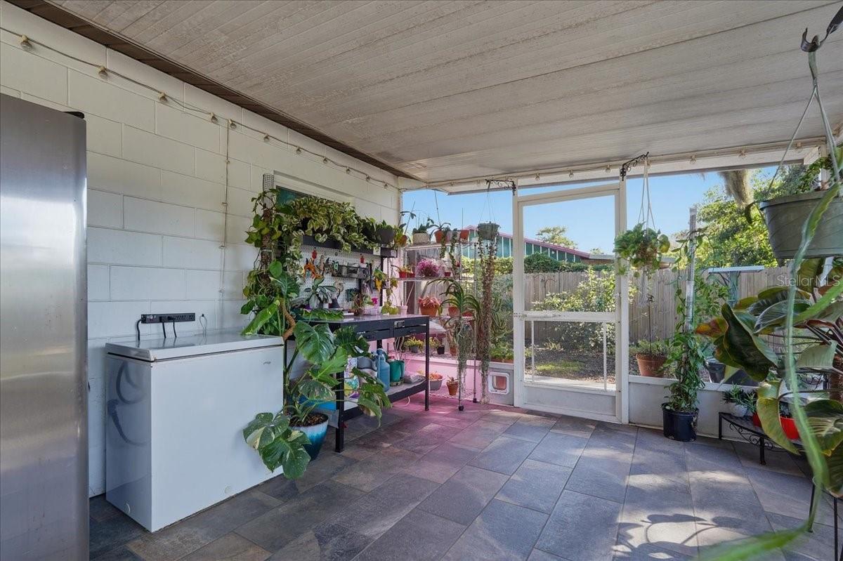 Rear screened porch