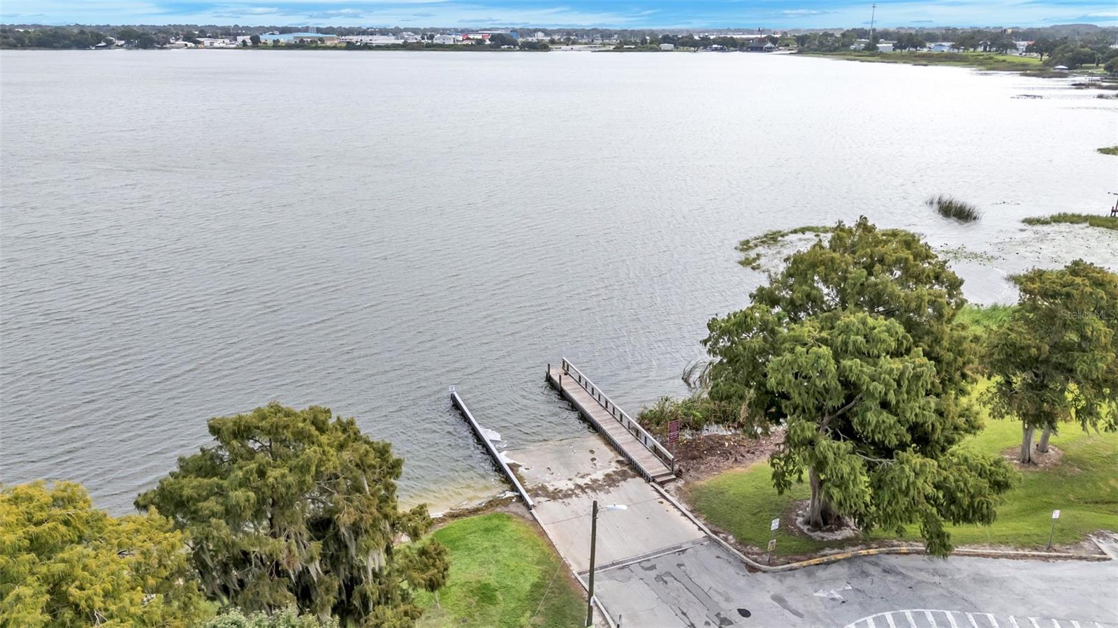 1568 S LAKE SHIPP DRIVE, Winter Haven, FL 33880