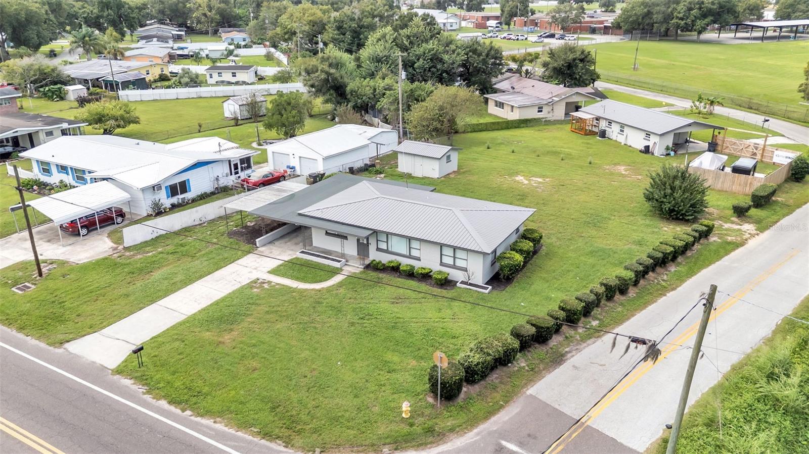 1568 S LAKE SHIPP DRIVE, Winter Haven, FL 33880 1568 S LAKE SHIPP DRIVE, Winter Haven, FL 33880