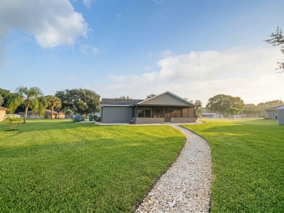 206 VAN LAKES BOULEVARD, Auburndale, FL 33823