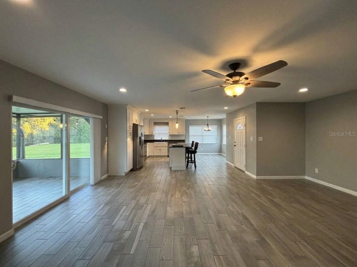 206 VAN LAKES BOULEVARD, Auburndale, FL 33823