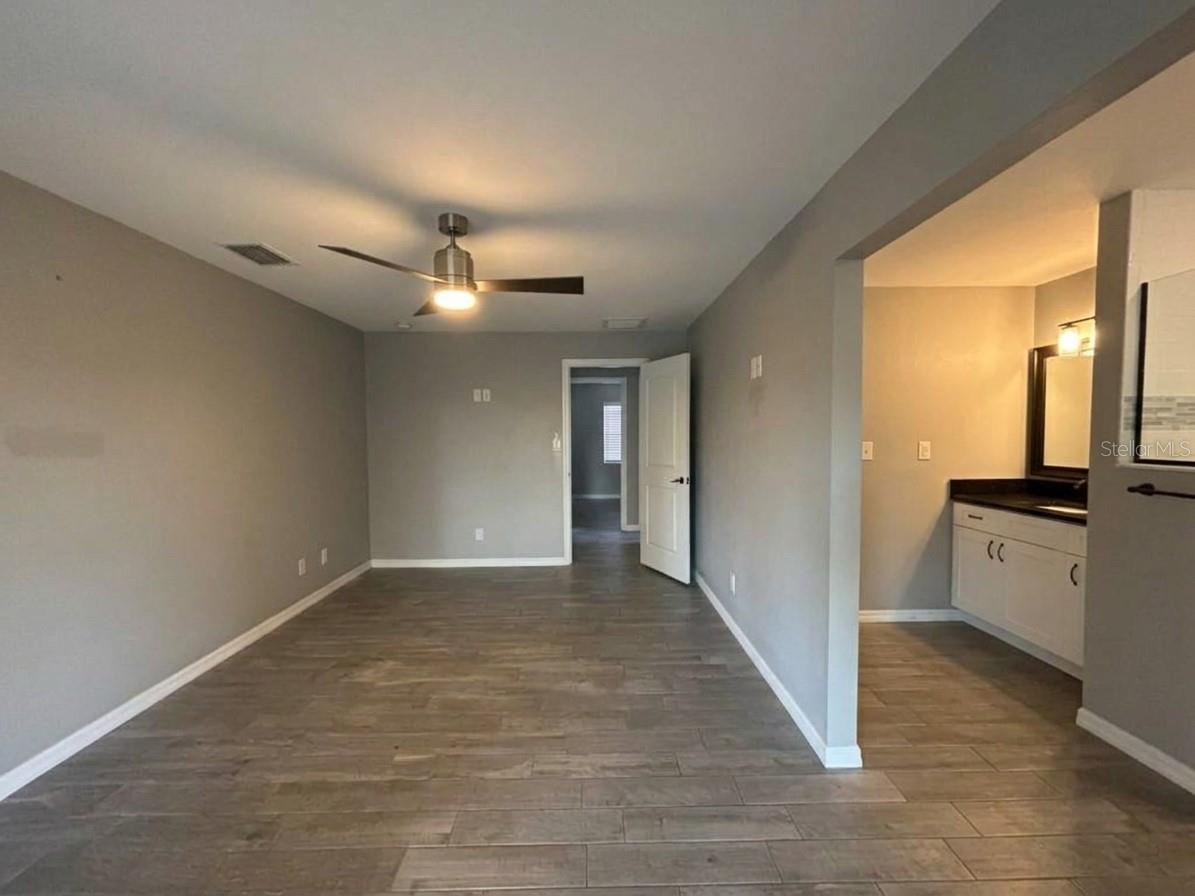 206 VAN LAKES BOULEVARD, Auburndale, FL 33823