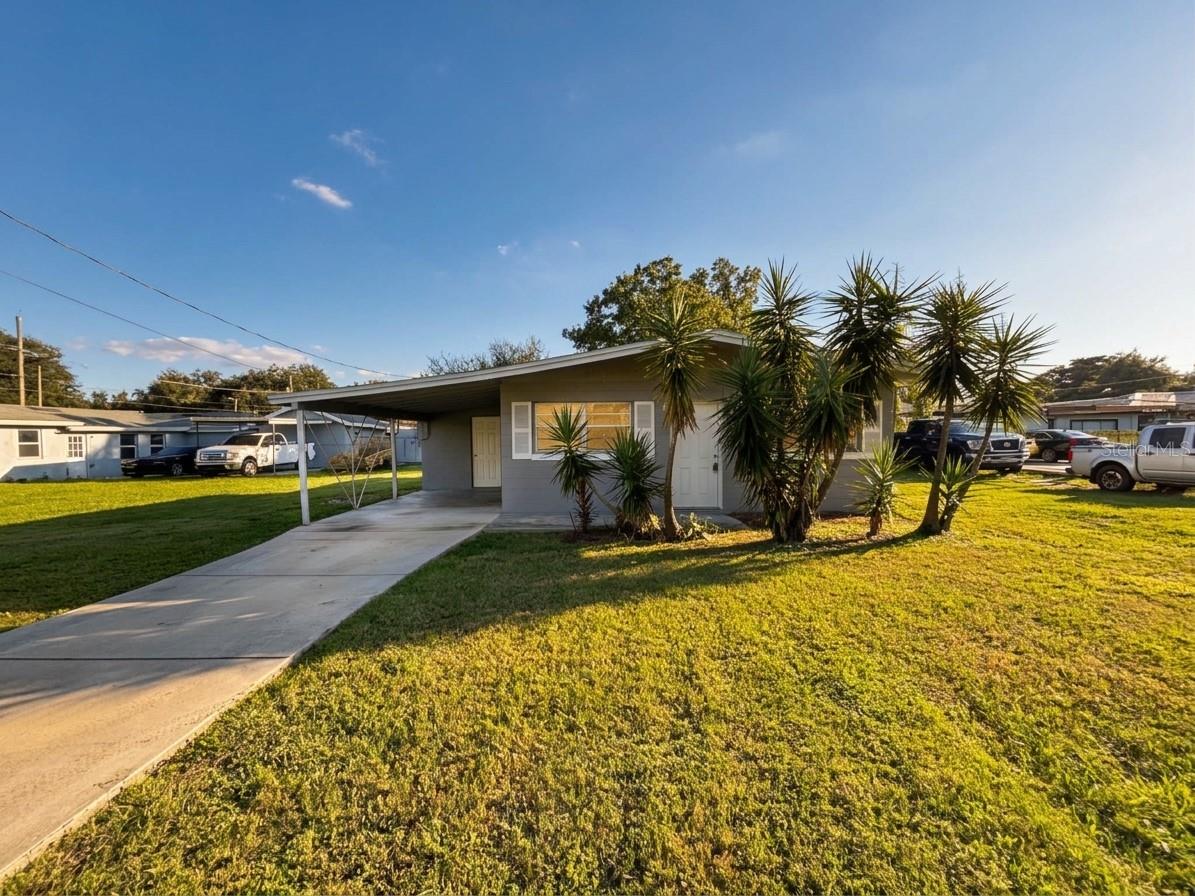 3214 AVENUE Q NW, Winter Haven, FL 33881 3214 AVENUE Q NW, Winter Haven, FL 33881